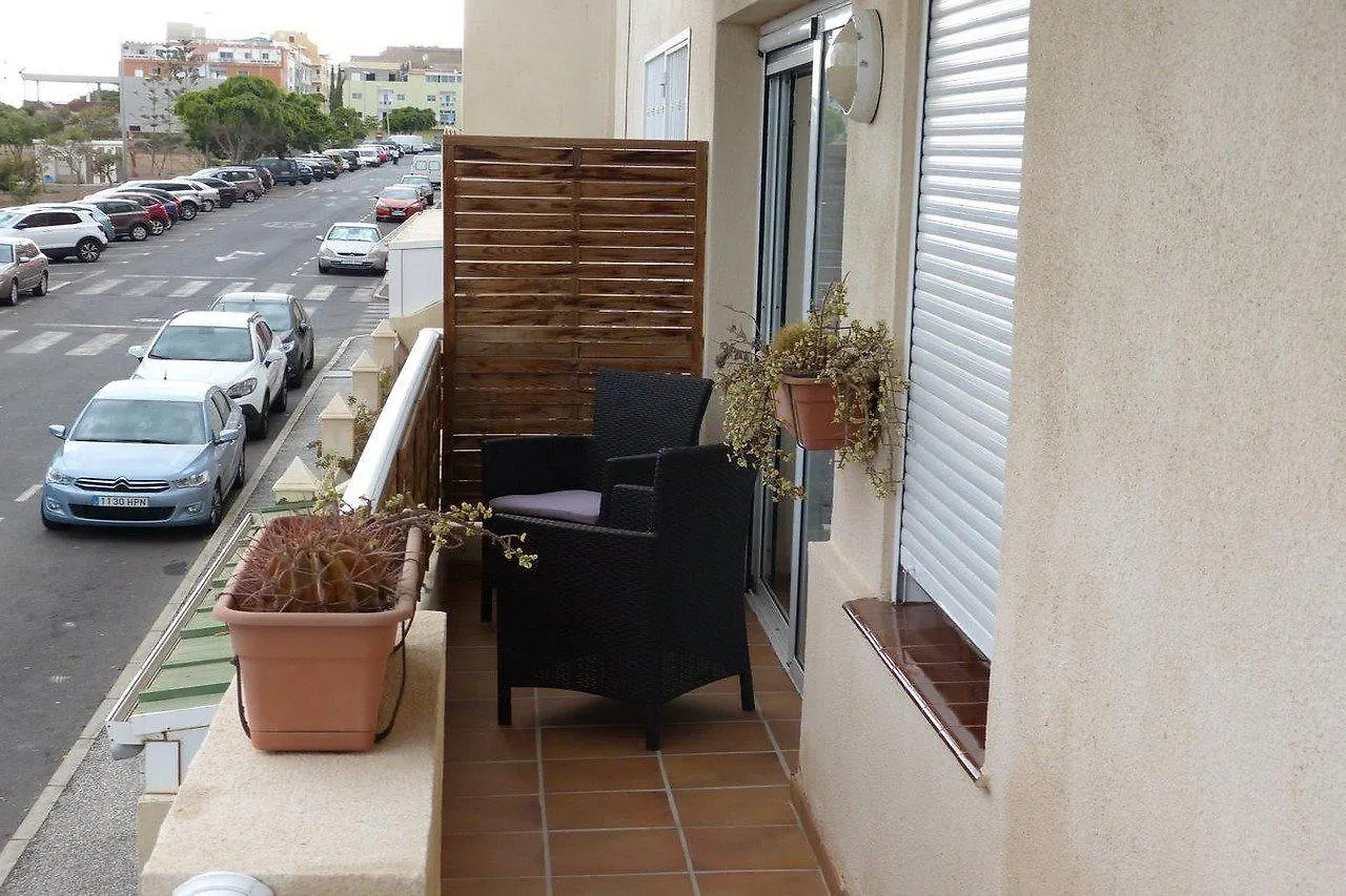 Daire Suncanarias Apartamento Aloe Arona